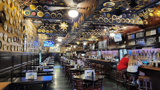 Photo Flying Saucer Draught Emporium - 14