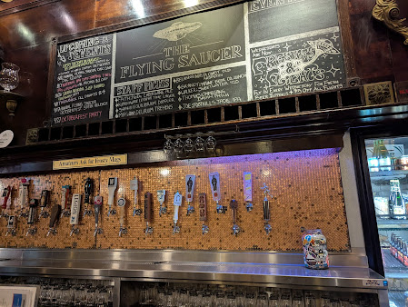 Photo Flying Saucer Draught Emporium - 18