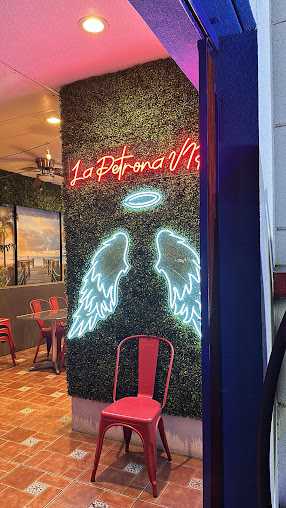 Photo Fonda La Petrona International Drive Lounge - 15
