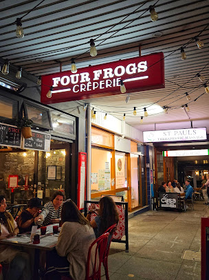 Photo Four Frogs Crêperie - 21