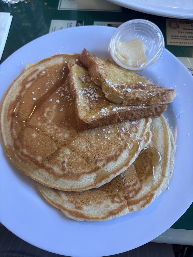 Photo Four Sisters Owl Diner - 20