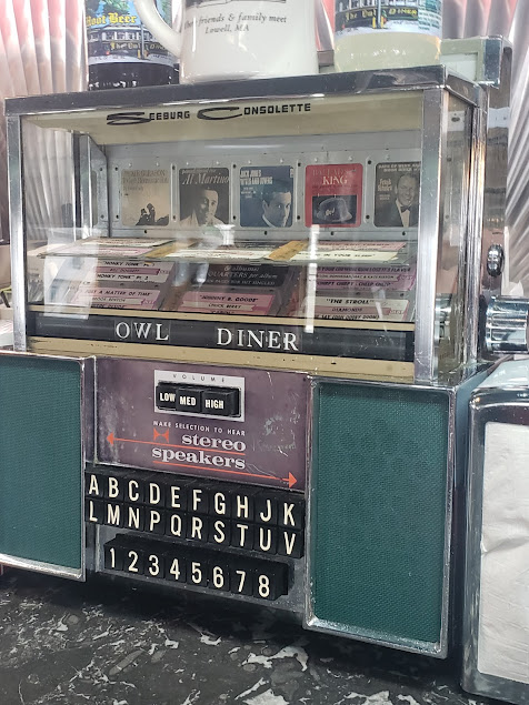 Photo Four Sisters Owl Diner - 21
