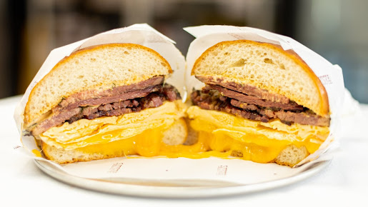 Photo Frank's Deli - 9