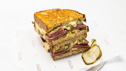 Photo Frank's Deli - 13