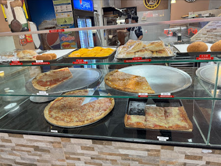 Photo Fratelli’s Pizzeria - 20