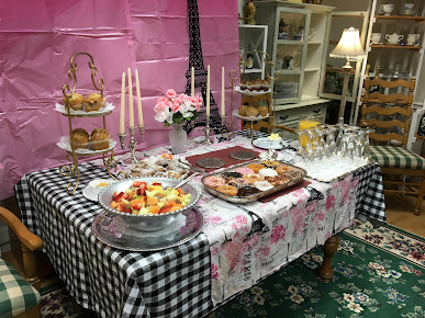 Photo French Market Cafe & Gourmet Shop - Tea Room - 23