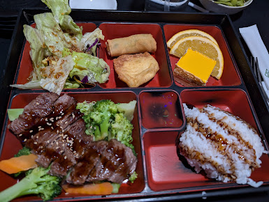 Photo Friends Sushi Bento Place - 14