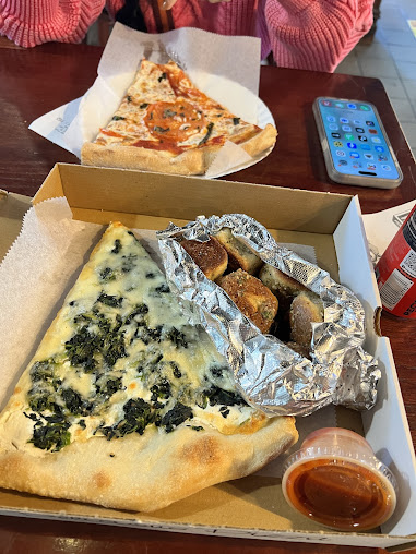 Photo Front Street Pizza - 11