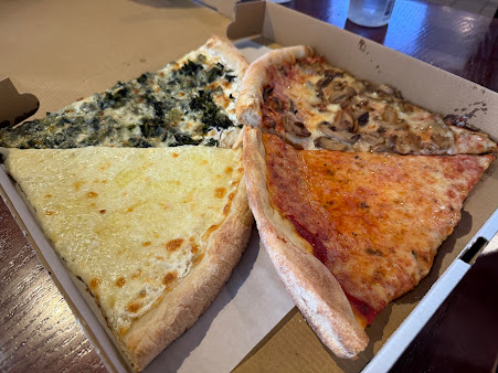 Photo Front Street Pizza - 12