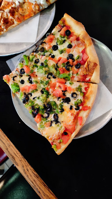Photo Front Street Pizza - 23