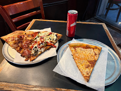 Photo Front Street Pizza - 24