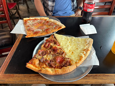 Photo Front Street Pizza - 26