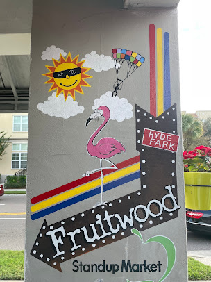 Photo Fruitwood Stand Up Market - 5