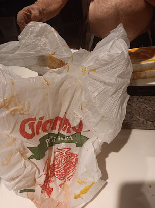 Photo Gioninos Pizzeria 2929 Cleveland Ave S - 20
