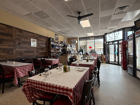 Photo Gio's Cafe And Deli - 18