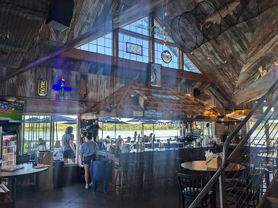 Photo Go Fish Marina Bar Grill - 10
