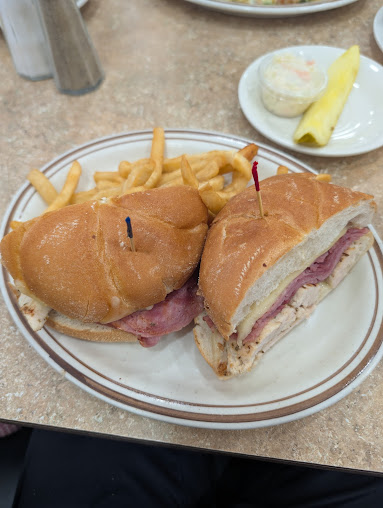 Photo Golden Palace Diner & Restaurant - 14