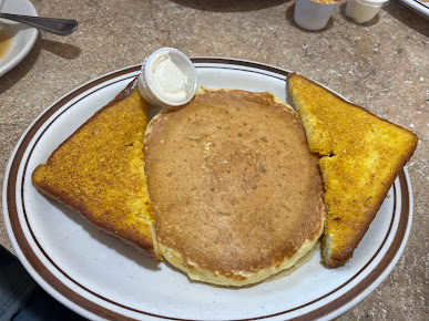 Photo Golden Palace Diner & Restaurant - 25