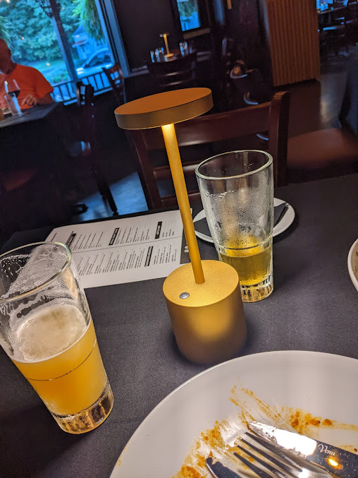 Photo Good Eats Restaurant Bar - 11