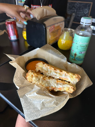 Photo Grilled Cheezus Mills 50 - 13