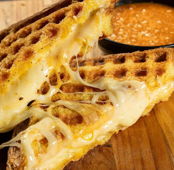 Photo Grilled Cheezus Mills 50 - 16