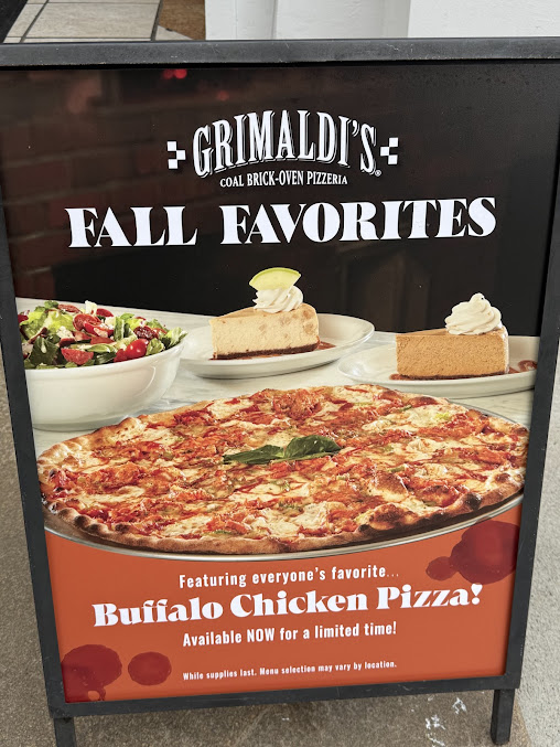 Photo Grimaldi's Pizzeria - 20