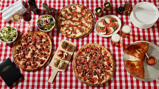 Photo Grimaldi's Pizzeria - 25