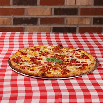 Photo Grimaldi's Pizzeria - 29