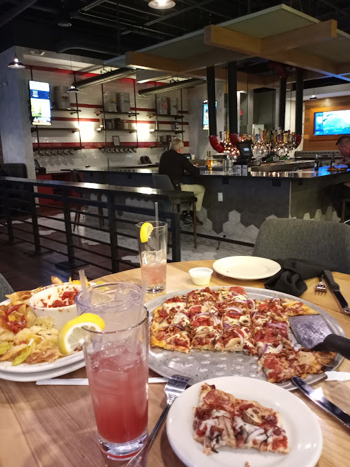Photo Hangar 58 Sports Bar And Grill - 23