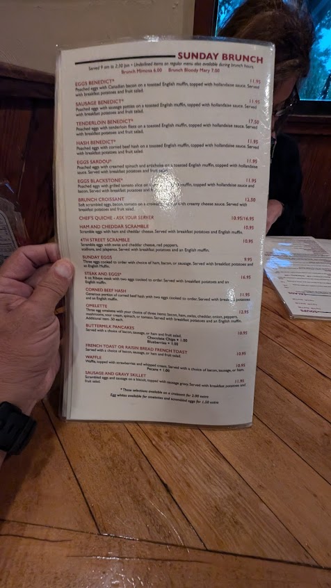 Menu Harveys 4Th Street Grill - 4