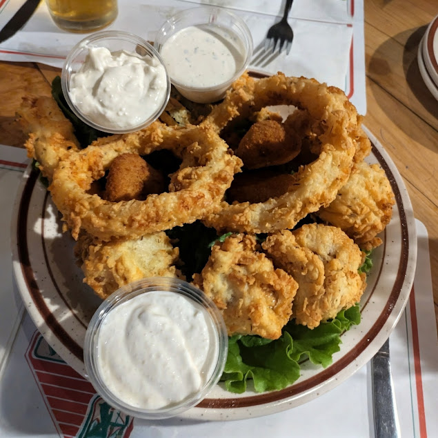 Photo Harveys 4Th Street Grill - 20