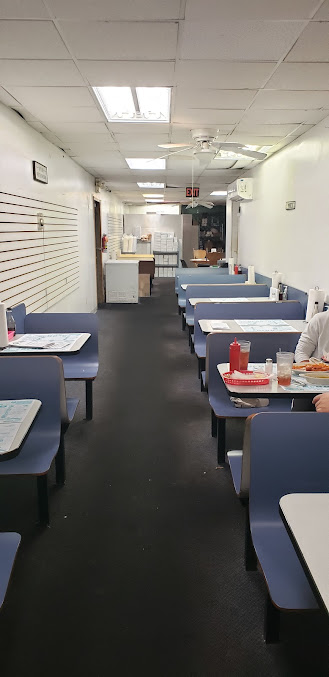 Photo Hermitage Family Restaurant Hot Dog Hut - 7