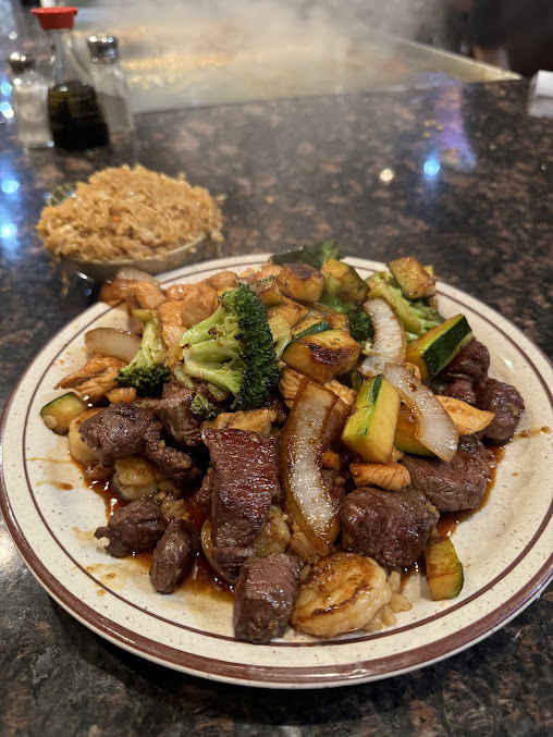 Photo Hibachi Japanese Steak House Sushi Bar Bear De - 3