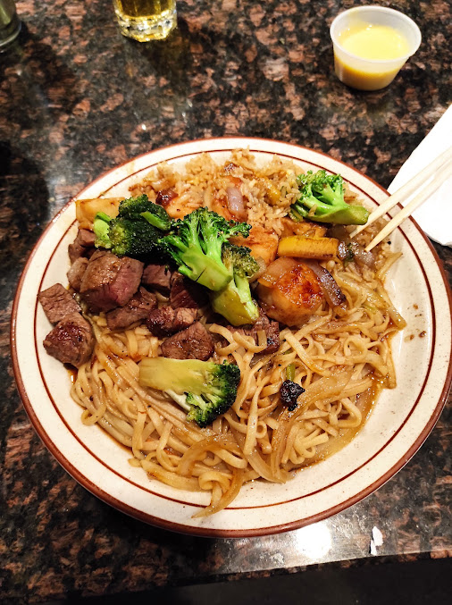 Photo Hibachi Japanese Steak House Sushi Bar Bear De - 6