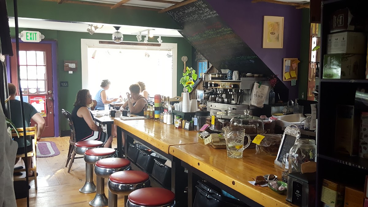 Higher Grounds At 32 Main
