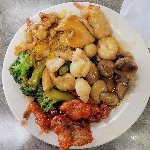 Photo Hong Kong Buffet Sturgeon Bay - 13