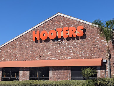 Photo Hooters Of Mission Valley - 13