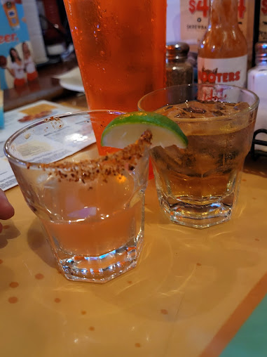 Photo Hooters Of Mission Valley - 21