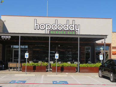 Photo Hopdoddy Burger Bar - 17