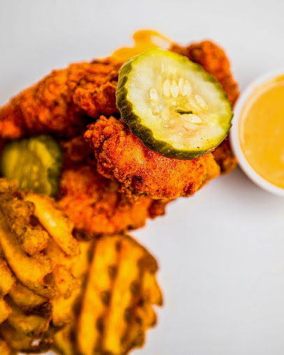 Photo Howlin Doms Hot Chicken - 8