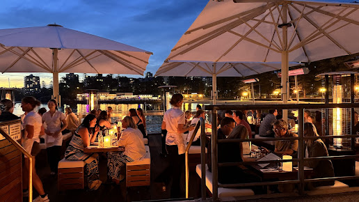 Photo Hugos Manly - 12