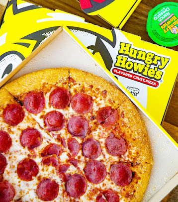 Photo Hungry Howie's Pizza - 12