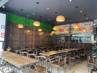 Photo Hunter Thai Restaurant - 2