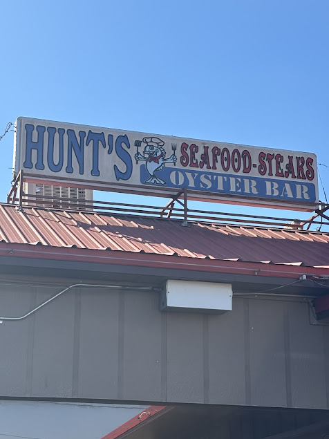 Photo Hunts Seafood Restaurant Oyster Bar - 18