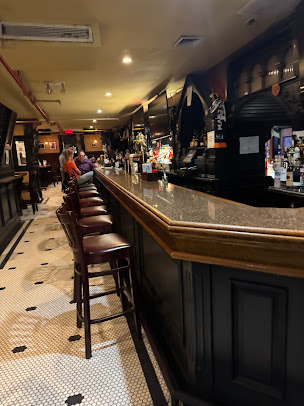 Photo Hurley's Restaurant & Bar - 11