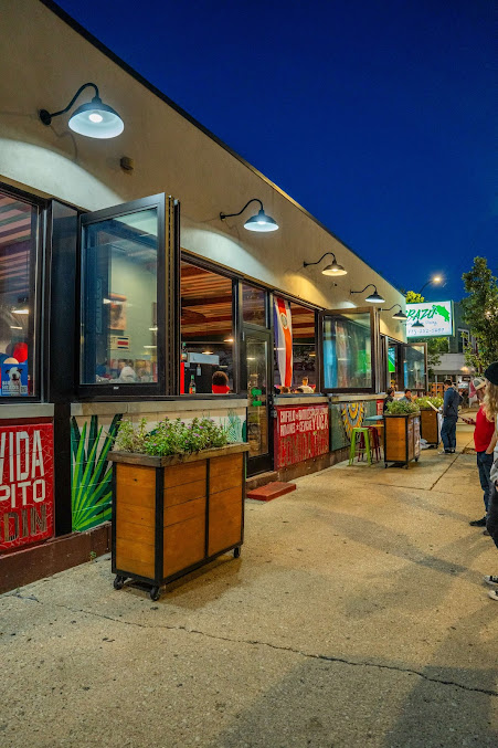 Photo Irazu Costa Rican Restaurant & Catering - 15