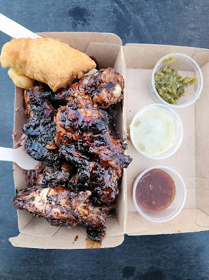 Photo Island Boys Food Jamaican - 16