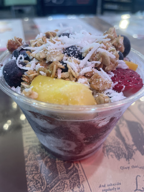 Photo Island Rolls N Bowls - 13