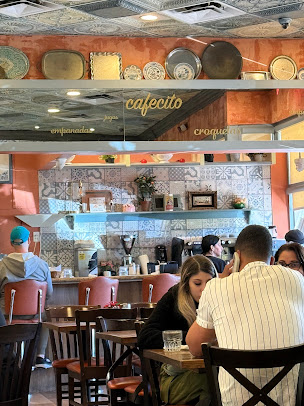 Photo Islas Canarias Cafe, Restaurant & Bakery - 12