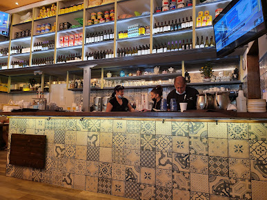 Photo Islas Canarias Cafe, Restaurant & Bakery - 22